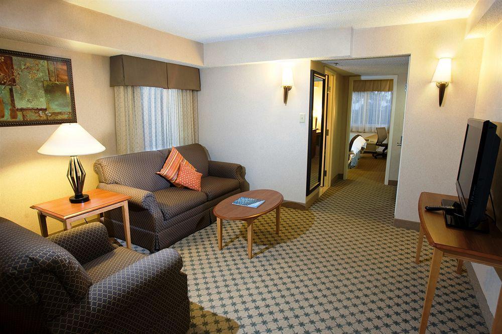 קינג אוף פרוסיה The Alloy, A Doubletree By Hilton - Valley Forge מראה חיצוני תמונה