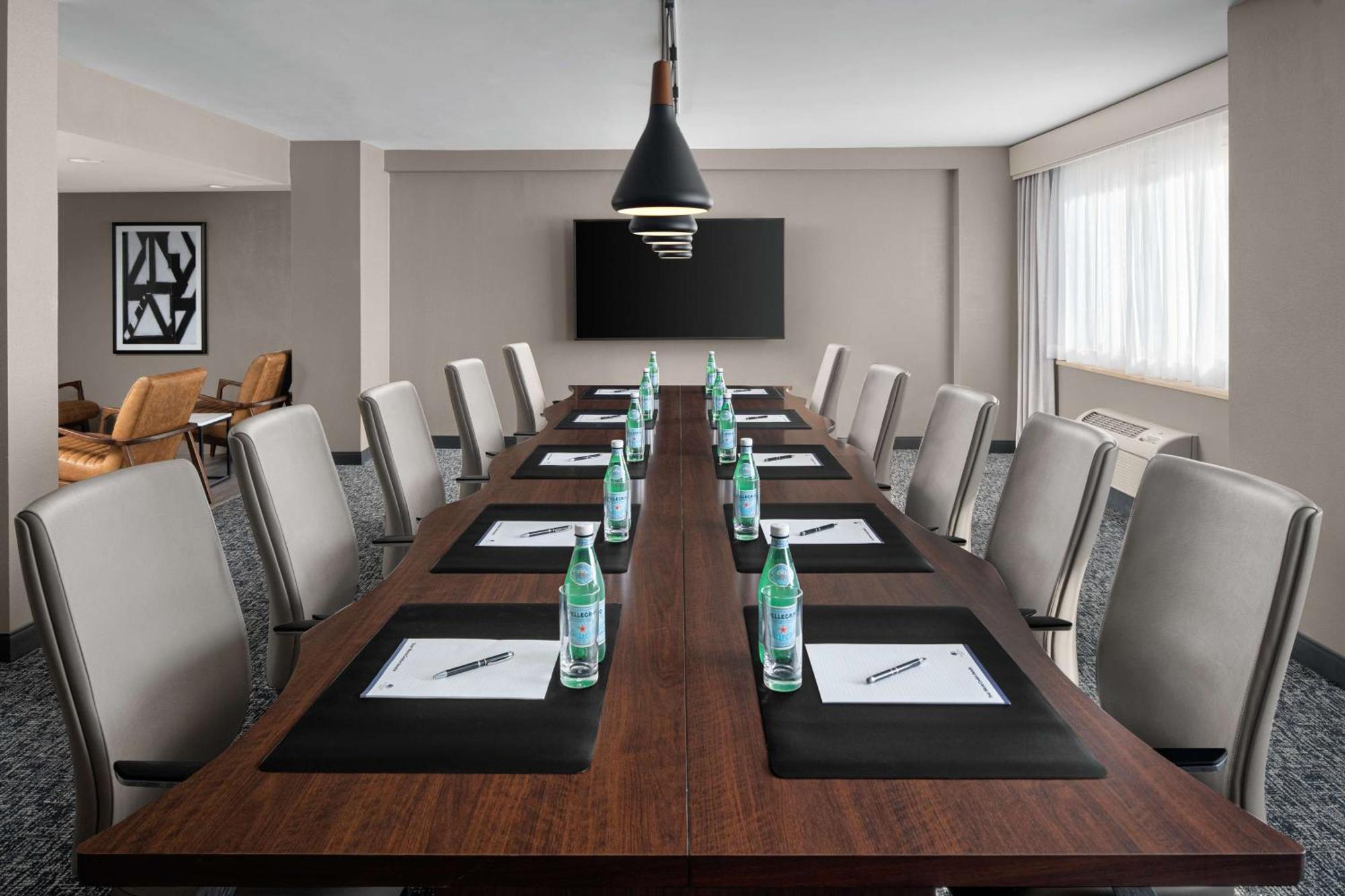 קינג אוף פרוסיה The Alloy, A Doubletree By Hilton - Valley Forge מראה חיצוני תמונה