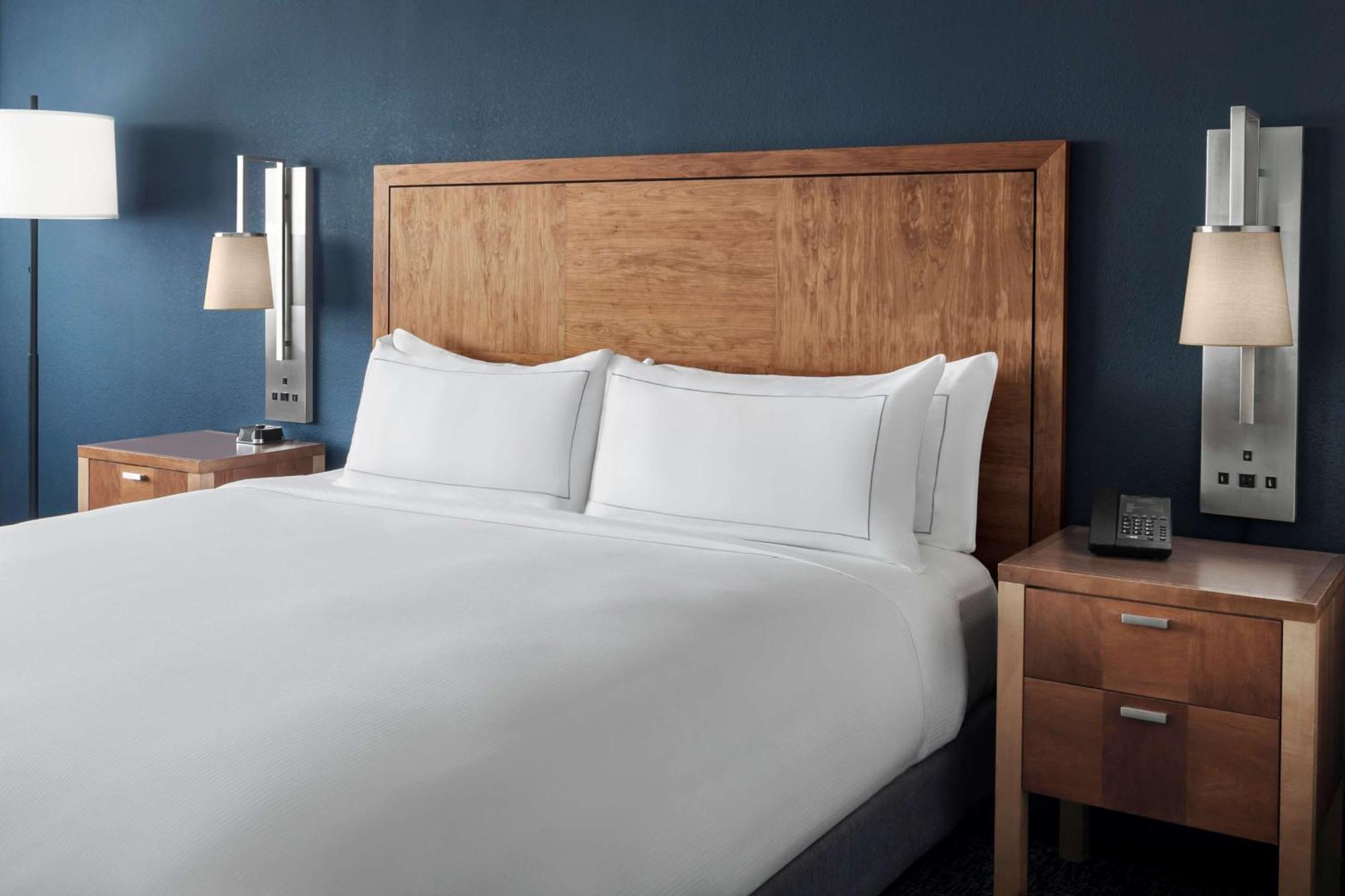 קינג אוף פרוסיה The Alloy, A Doubletree By Hilton - Valley Forge מראה חיצוני תמונה